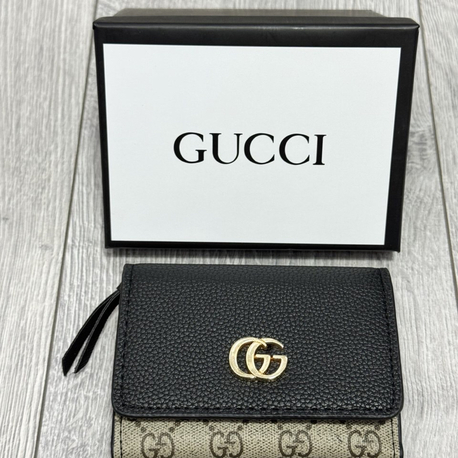 Gucci cüzdan