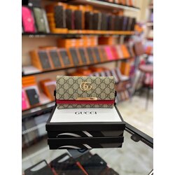 Gucci cüzdan