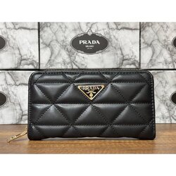 Prada cüzdan