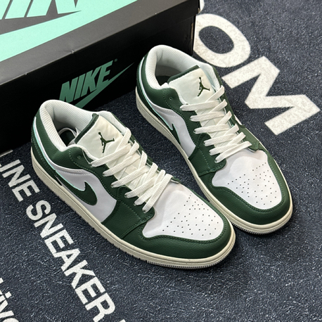 Nike Air Jordan 1 Low SE “Oxidized Green Sail”