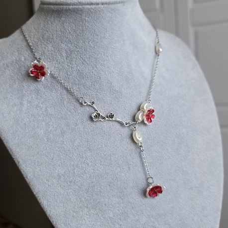 Kırmızı Sakura