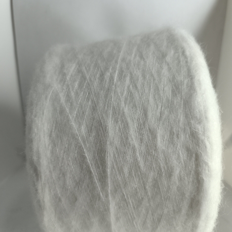 %12 Kid moher %15 Merino %12 Viskon %45 Polyamid %14 Polyester %2 Elastan İçerikli 300gr