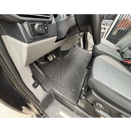Ford Tourneo Custom 2024 Sonrası 3D Havuzlu Paspas