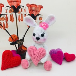 Pembe Kalpli Tavşan