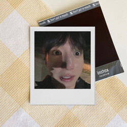 bts square polaroid 