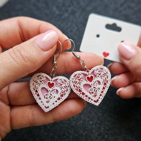 Kalpli Dantel İşlemeli Küpe | Romantik Vintage El Yapımı Tasarım