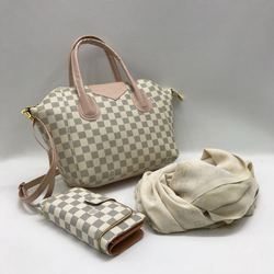 Louis Vuitton Çanta