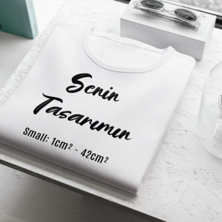 Senin Tasarımın Kıyafete Sticker Small I/O
