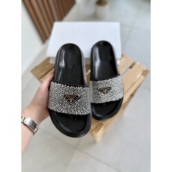 Prada Diamond