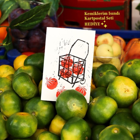 Şişelik Domates (Kartpostal Hediyeli)