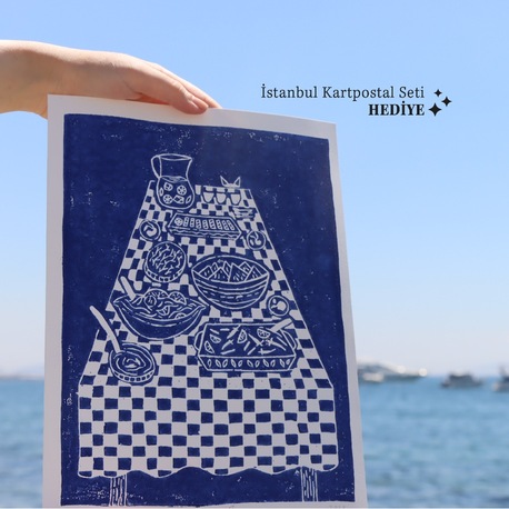 Yaz Sofrası (Kartpostal Hediyeli)