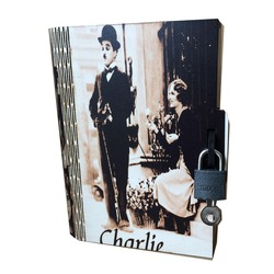 Kitap Kumbara Kilitli Ahşap Kutu Chaplin