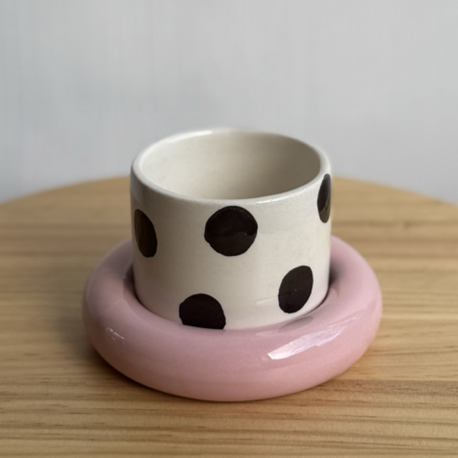 Pembe kahve puantiye