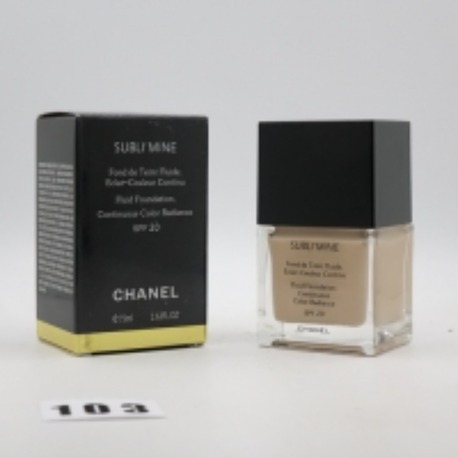 Chanel  Fondöten – Işıltılı ve Pürüzsüz Bitiş
