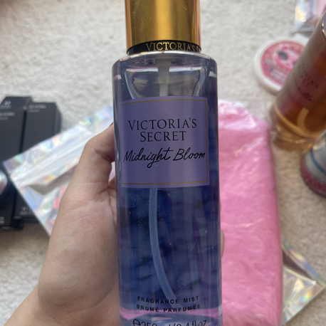 vs bodymist midnight  bloom 