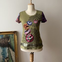 Yi Fie Si - Etnik Desenli Tshirt