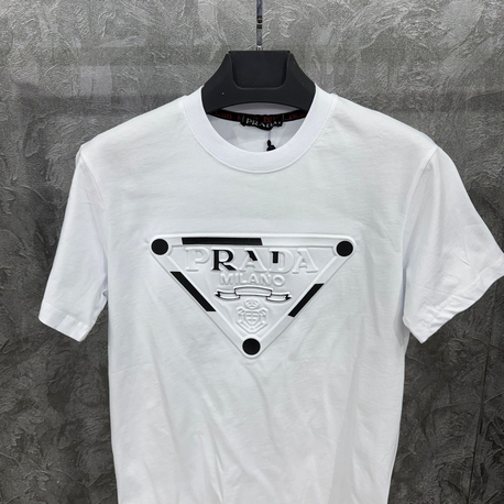PRADA TİŞÖRT