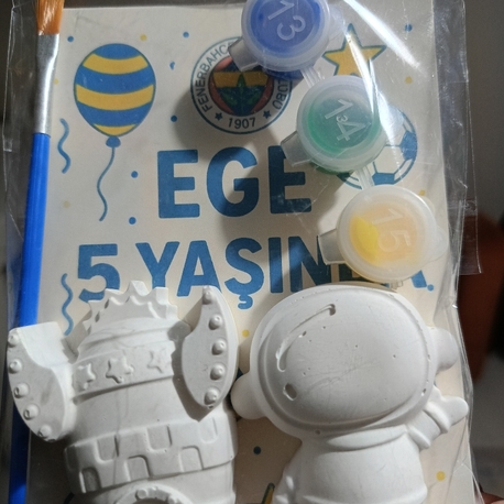 Kişiye özel doğum günü boyama seti