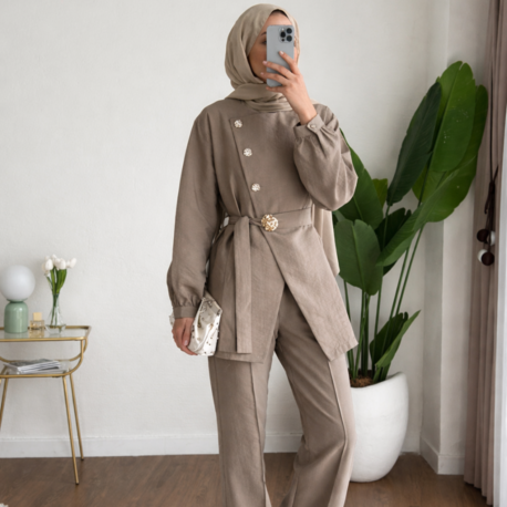 Zara Kupra Seyyar Kemerli Gold Düğmeli Pantolonlu Takım - Vizon