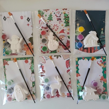 Yılbaşı Köyü 6'lı Ekonomik Taş Boyama Seti