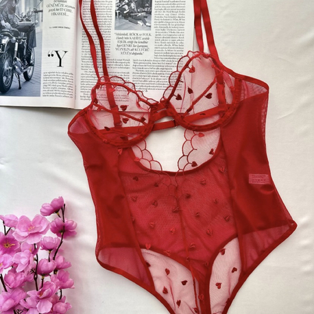 LOVE BODYSUIT