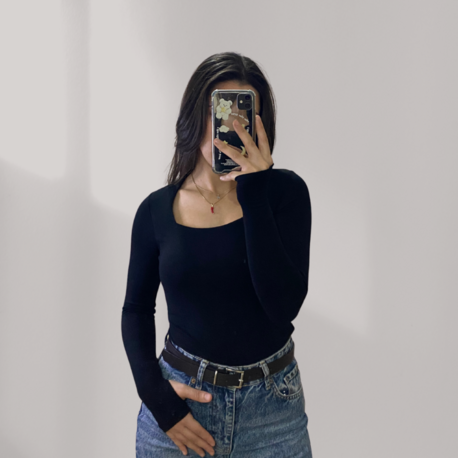 Siyah Kare Yaka %95 Pamuk Bluz (Oysho Kumaş)