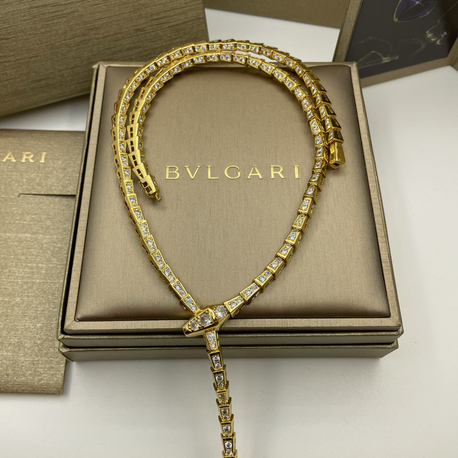 Bvlgari Viper Kolye Gold Taşlı