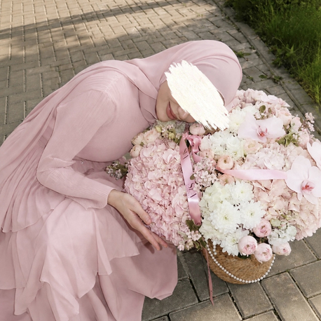 Pembe kat kat elbise 