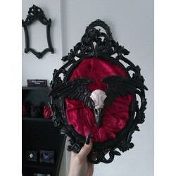 Kuzgun Kafatası Gotik Çerçeve 