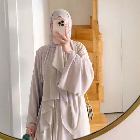 Noura Şallı Abaya Taş