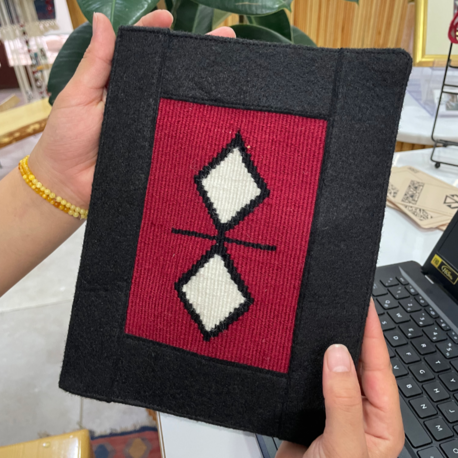 Kurt Gözü Motifli El Dokuması Bordo Zemin Kitap – Defter – Ajanda Kılıfı