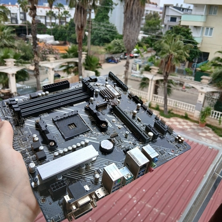 ASUS ANAKART PROFESYONEL 