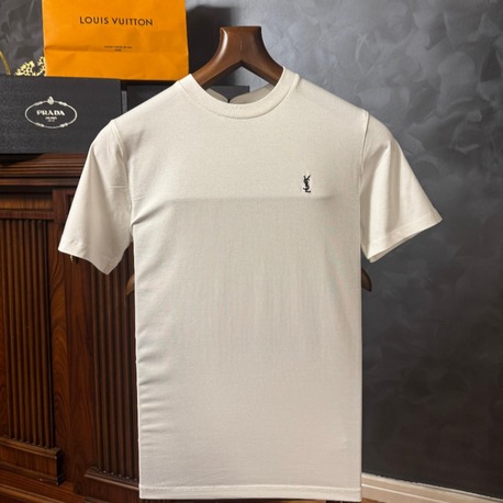Yves Saint Laurent T-Shirt