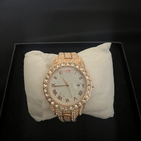 ICE OUT (PEMBE)