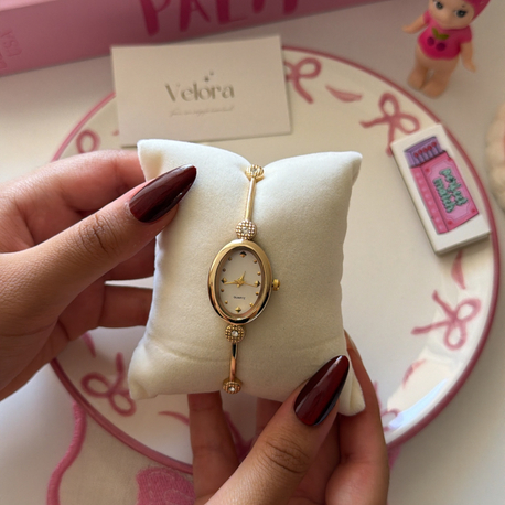 Gold vintage saat