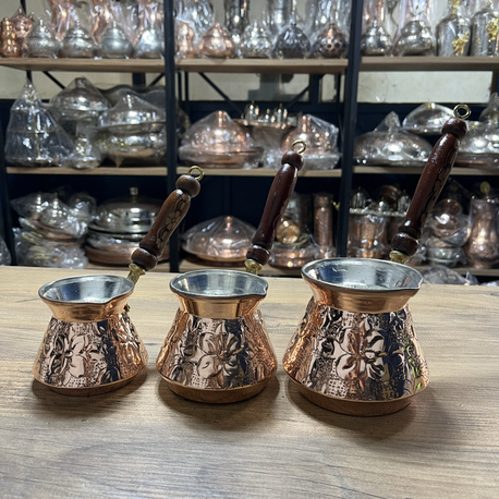 Kabartma Nakışlı Bakır Cezve Seti