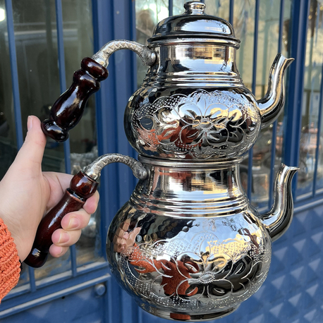 Ortası Nakışlı Nikelli Dövme Bakır Çaydanlık No:3