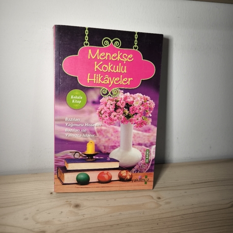 Menekşe Kokuku Hikayeler 