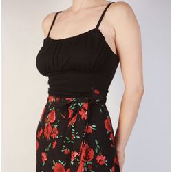 Göğüs detaylı siyah croptop