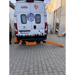 Motorsiklet taşıma aparatı