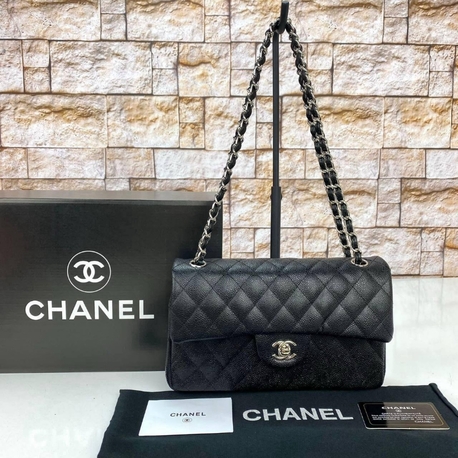 Chanel Classic Flap Bag Caviar 2.55 Medium