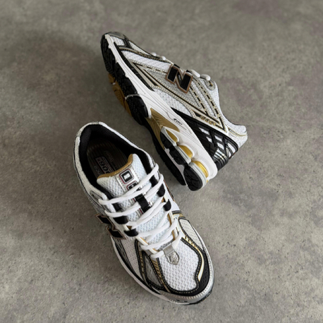 New Balance 1906R Black Gold