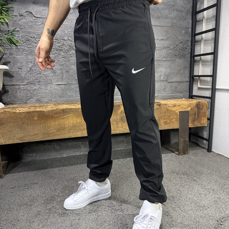 Nike  Paça stoperli eşofman altı yeni sezon , regular fit 