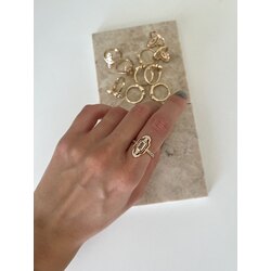 Francesca Ring
