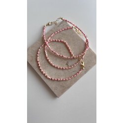 Pembe Boncuk Halhal