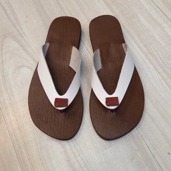 PARMAK ARASI EL YAPIMI DERİ TERLİK