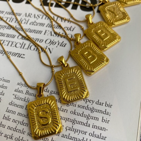 gold plaka harf kolye | altın kaplama