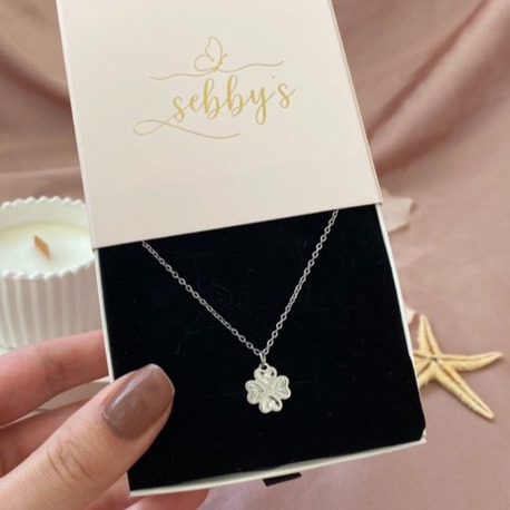 silver mini yonca kolye | çelik