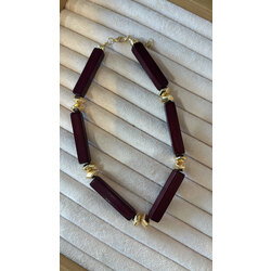 Bordo kolye