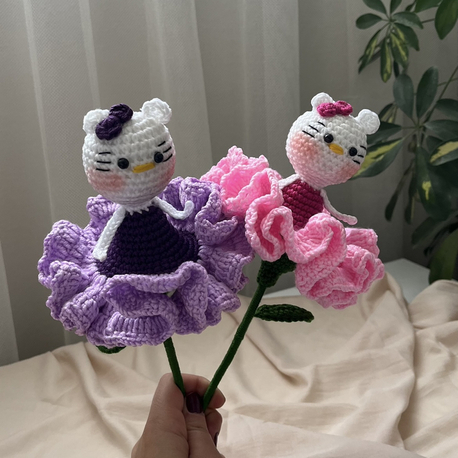 Hello kitty karanfil 